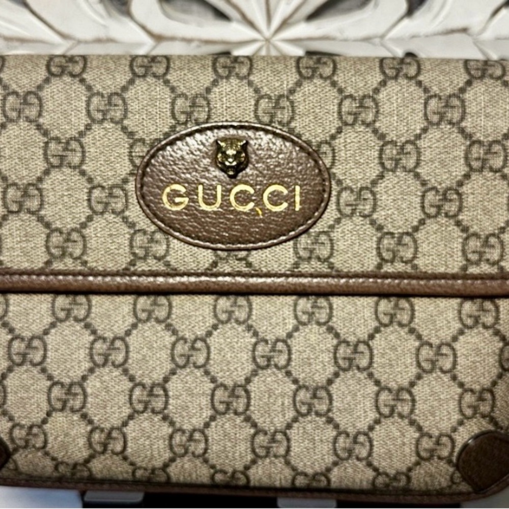 Gucci Accessory Collection GG Monogram Crossbody Shoulder Bag - Picture 7 of 8